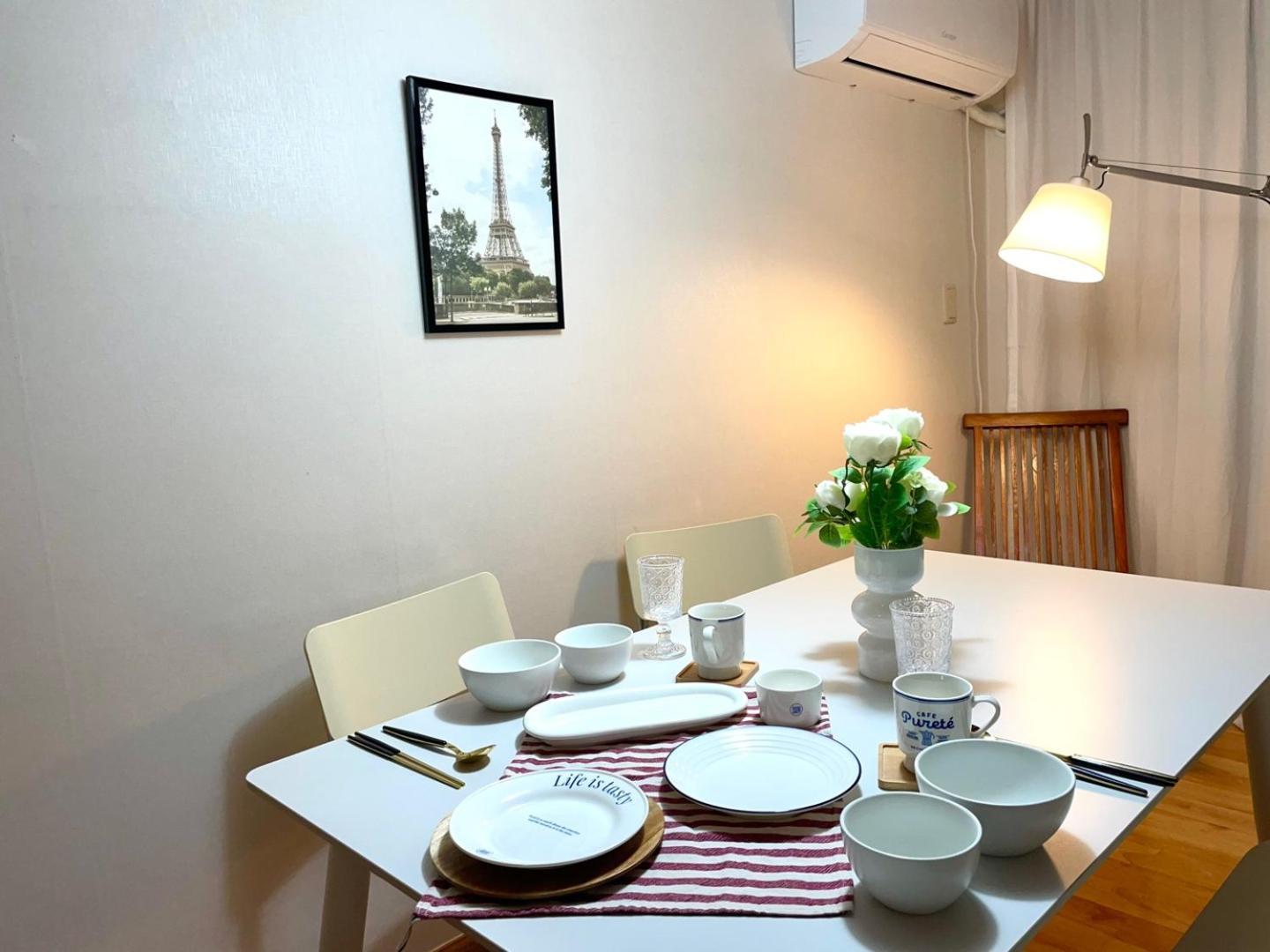 Ongi Villa *